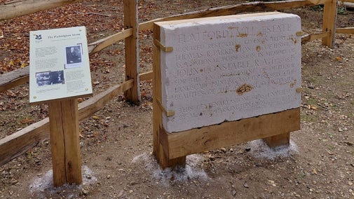Image of commemorative stone on a stand commemorating Thomas Parkington